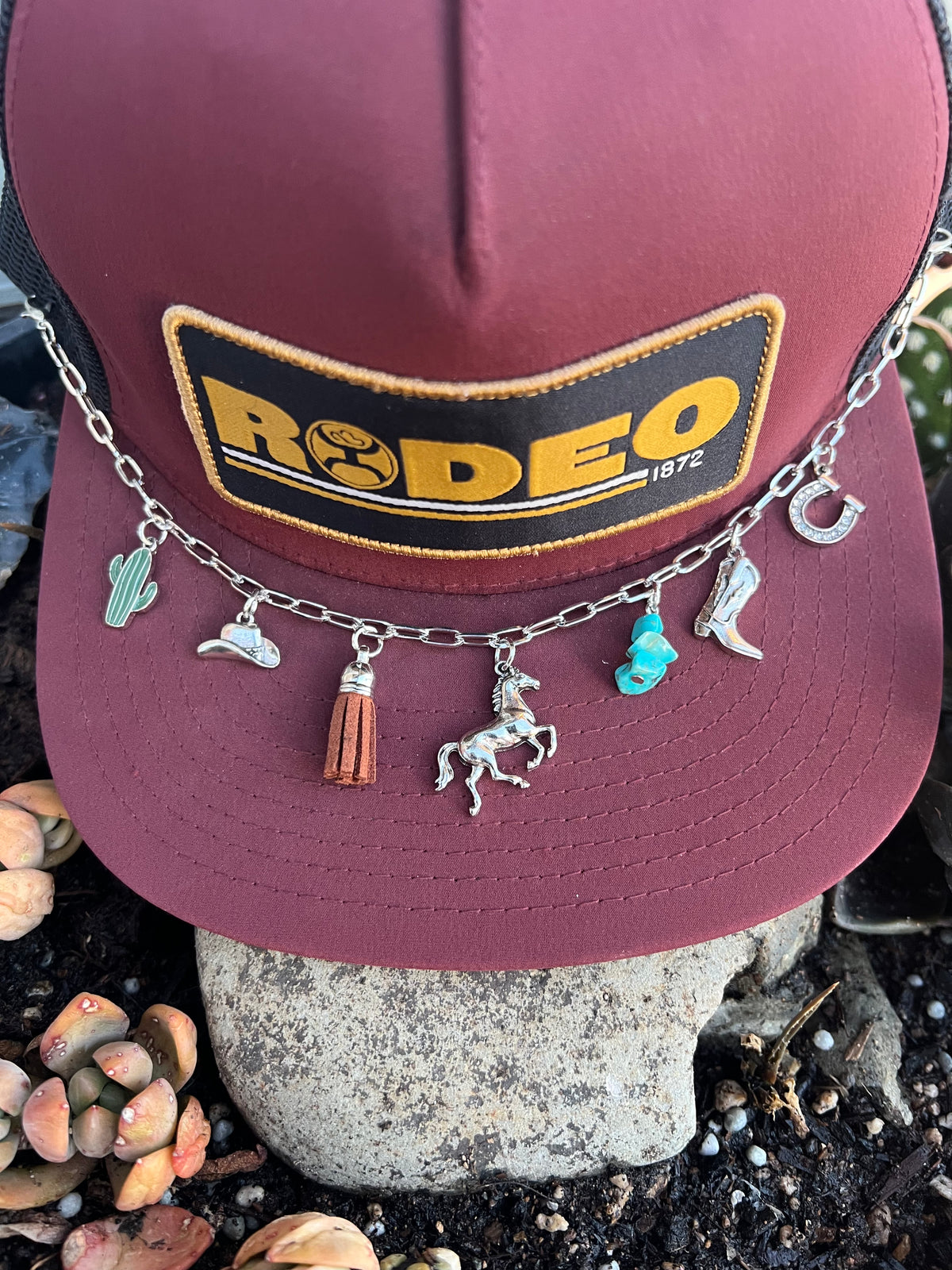 Hat Chain