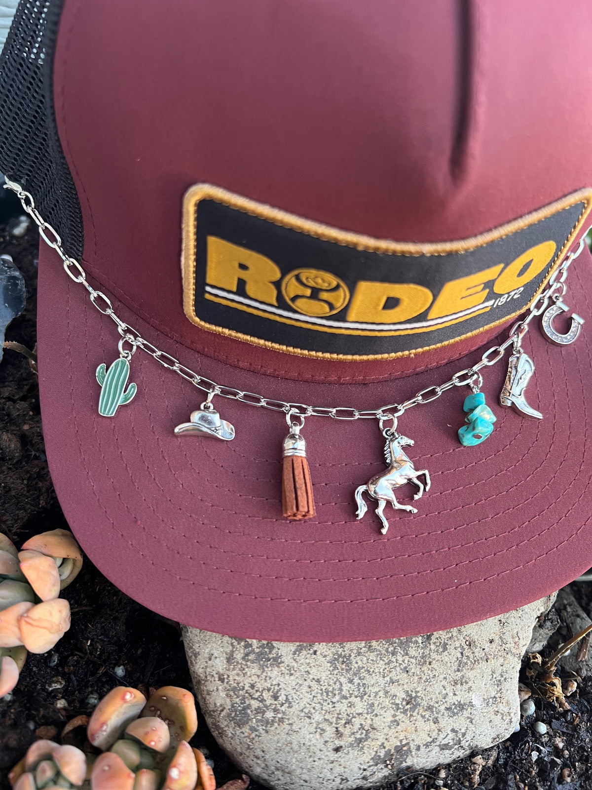 Hat Chain