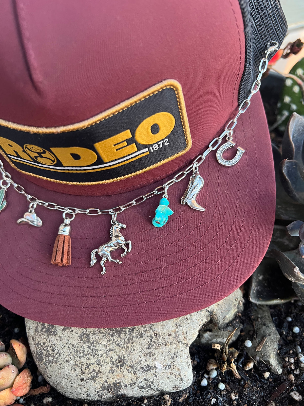 Hat Chain